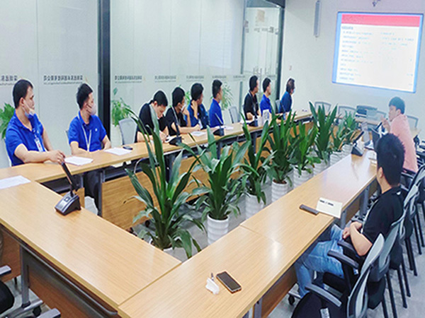 Far East Tech conducts project management training to promote high-quality development of project work